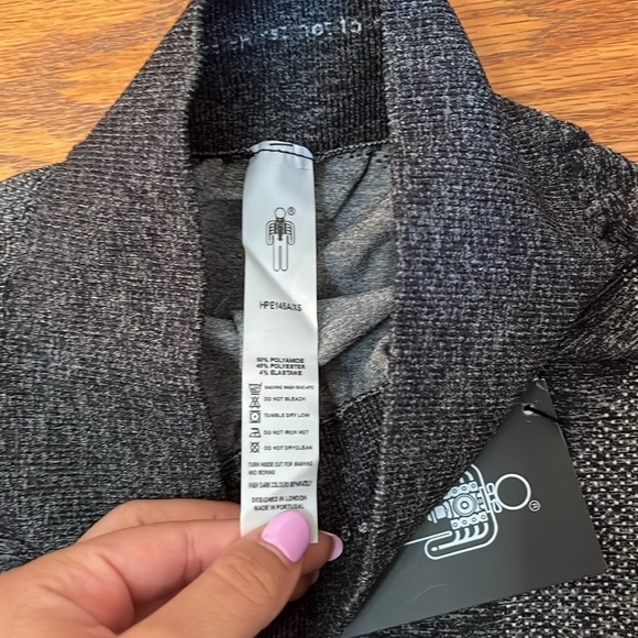 NWT Hpe Clothing Women’s Camo Leggings Size XS - Picture 5 of 6